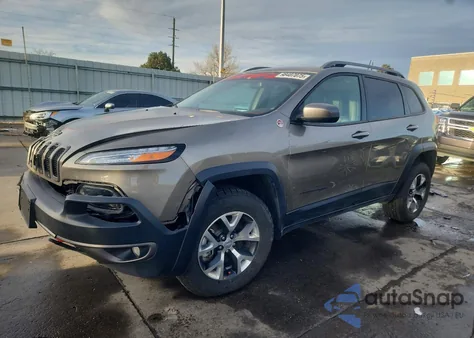 2016 Jeep Cherokee Trailhawk from USA, damaged, VIN 1C4PJMBS1GW232289